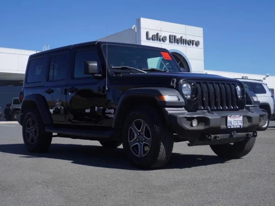 2019 Jeep Wrangler Sport S photo 1