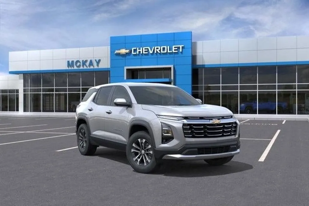 2026 Chevrolet Equinox LT photo 1