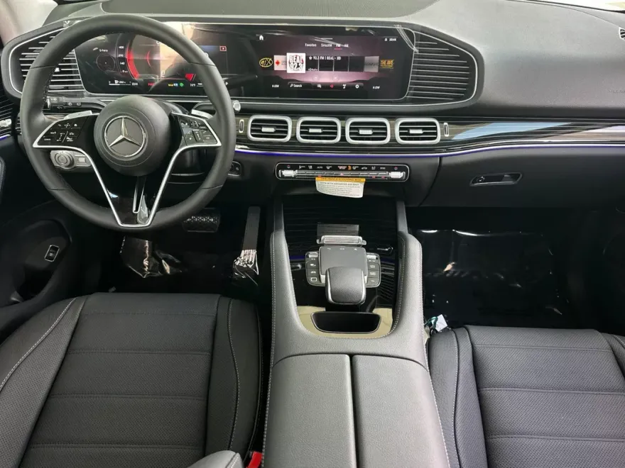 2026 Mercedes Benz GLE 450 4MATIC photo 1