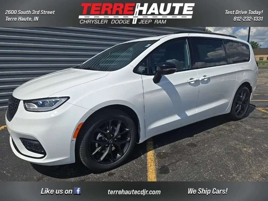 2025 Chrysler Pacifica Limited photo 1