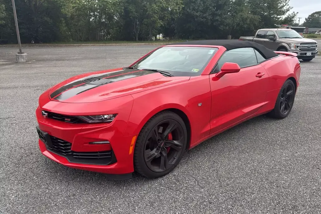 2024 Chevrolet Camaro 2SS photo 1