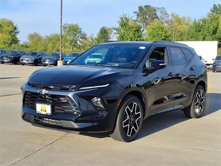2025 Chevrolet Blazer RS photo 1