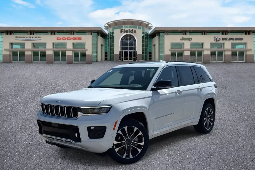 2025 Jeep Grand Cherokee Overland photo 1