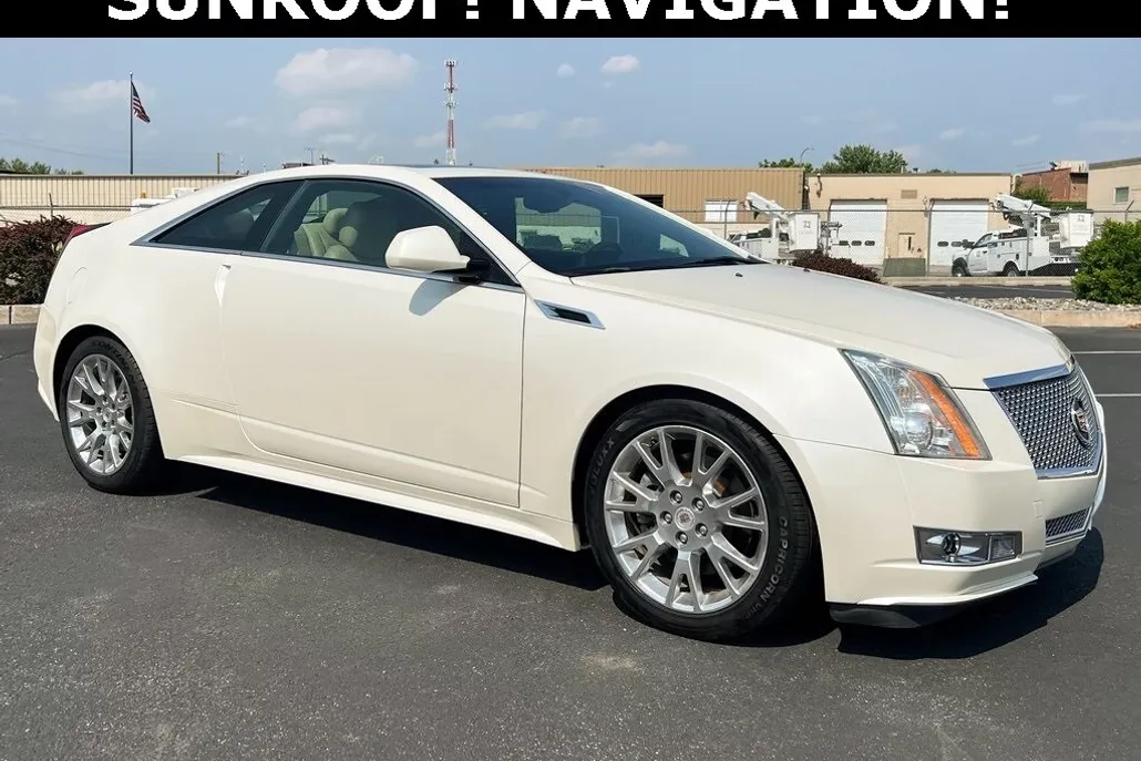 2012 Cadillac CTS Premium photo 1