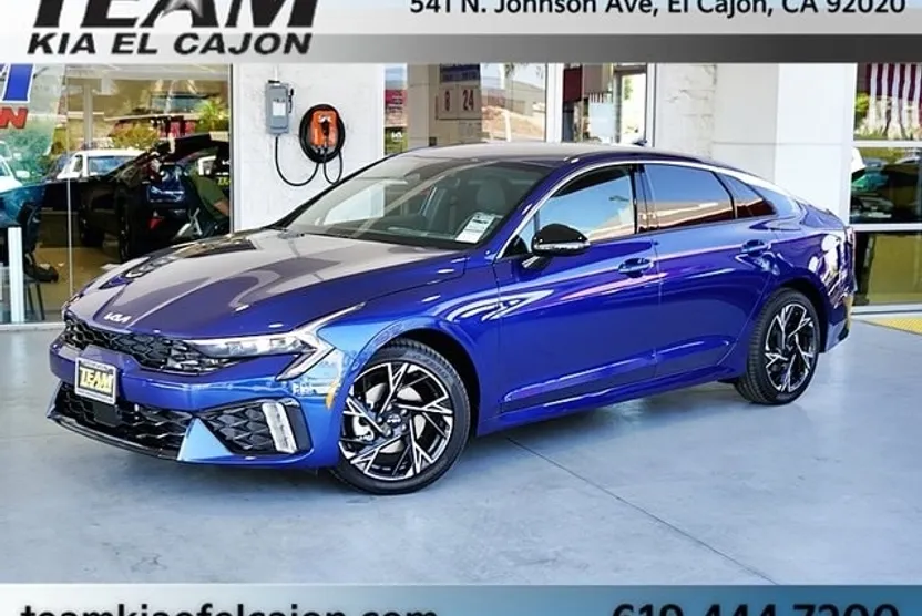 2026 Kia K5 GT-Line photo 1