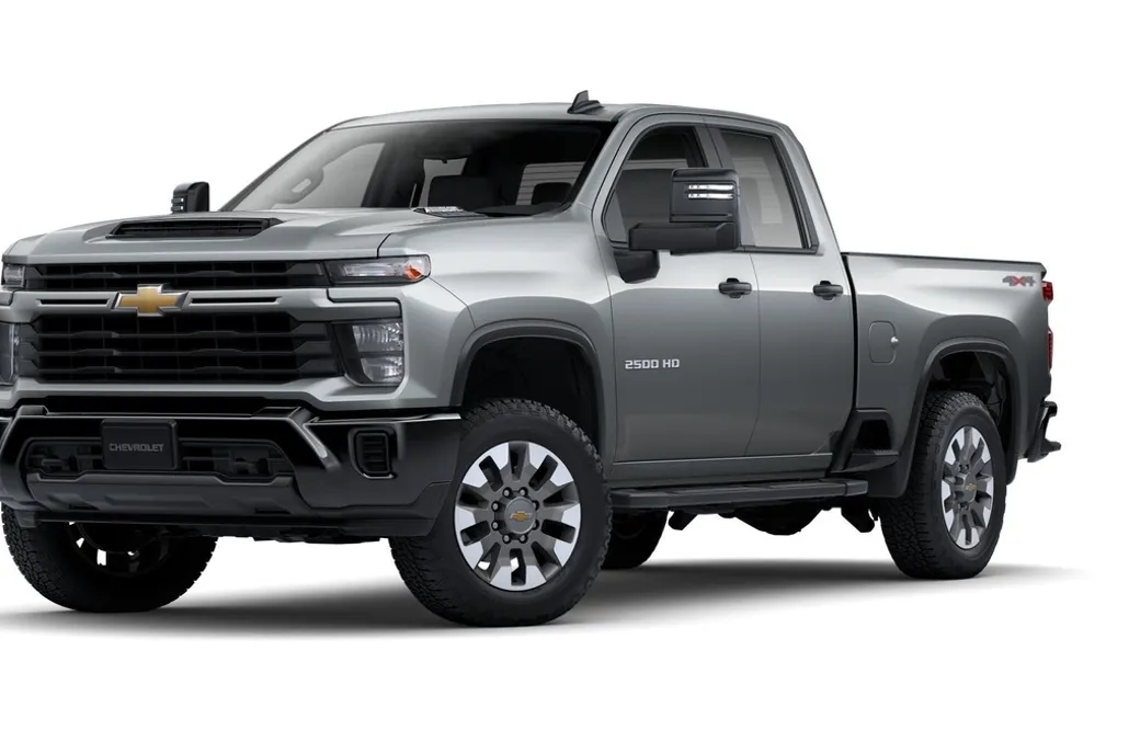 2025 Chevrolet Silverado 2500HD Custom photo 1