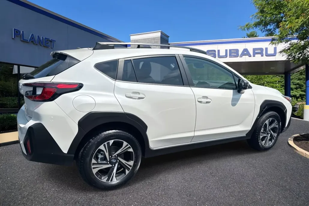 2024 Subaru Crosstrek Premium photo 1