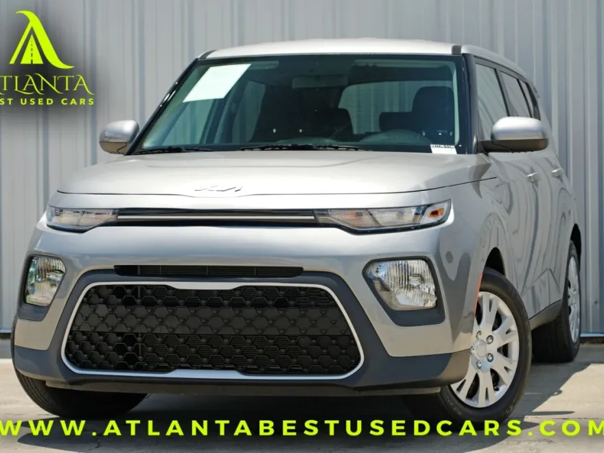 2022 Kia Soul LX photo 1