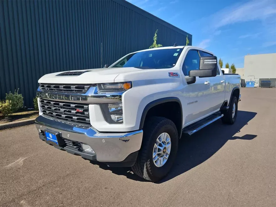 2020 Chevrolet Silverado 2500HD LT photo 1