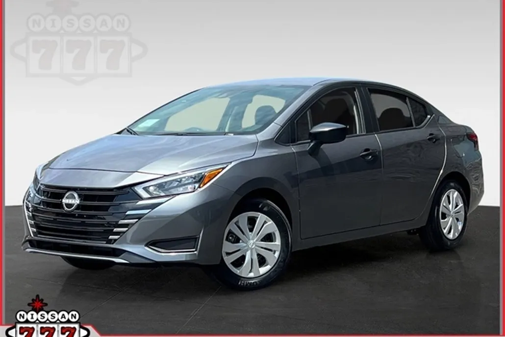 2025 Nissan Versa 1.6 S photo 1