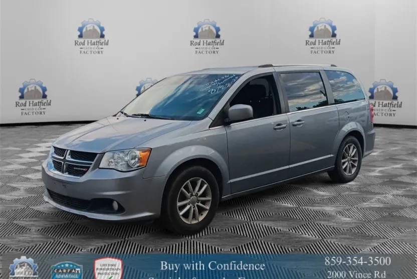 2019 Dodge Grand Caravan SXT photo 1