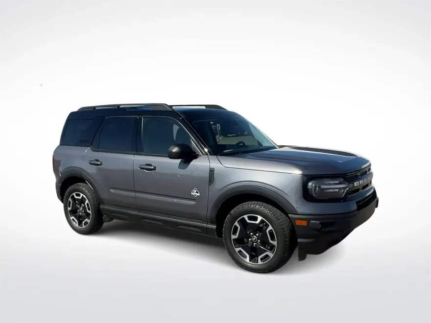 2021 Ford Bronco Sport Outer Banks photo 1