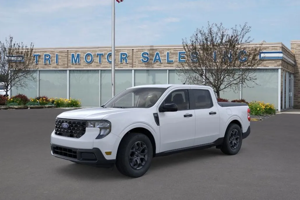 2025 Ford Maverick XLT photo 1
