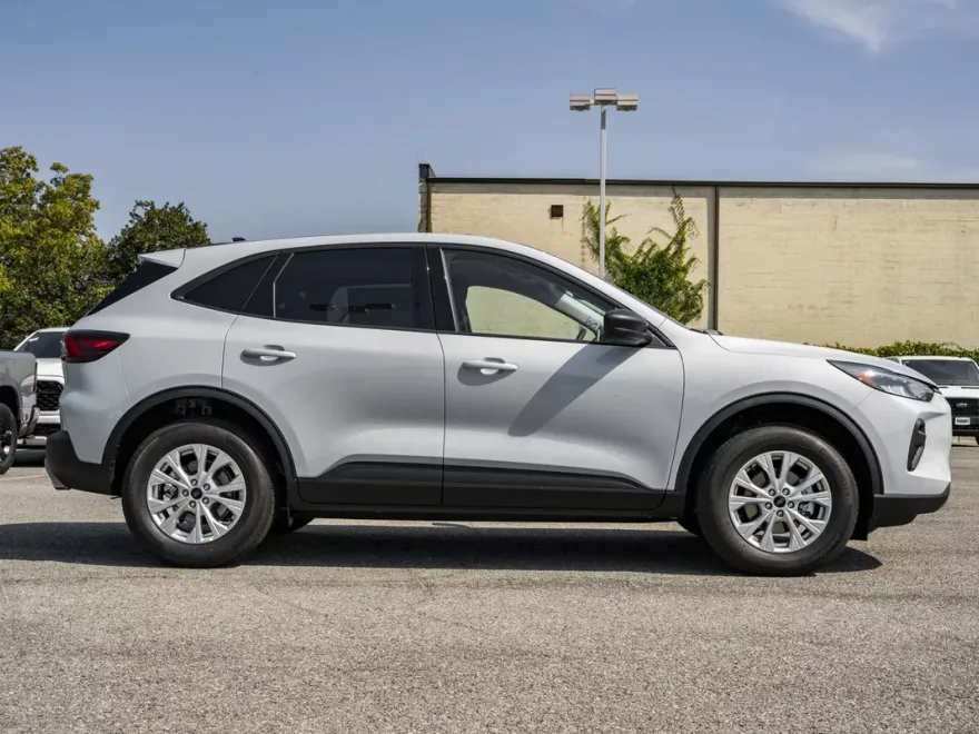 2026 Ford Escape Active photo 1