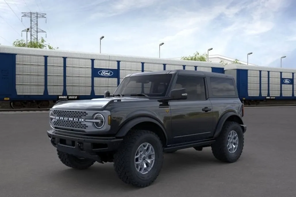 2025 Ford Bronco Badlands photo 1