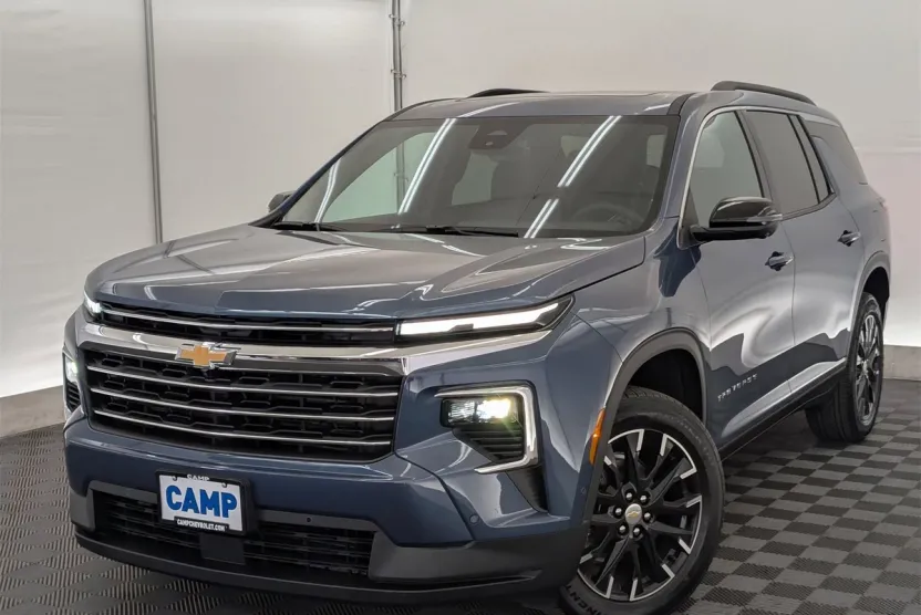 2026 Chevrolet Traverse photo 1