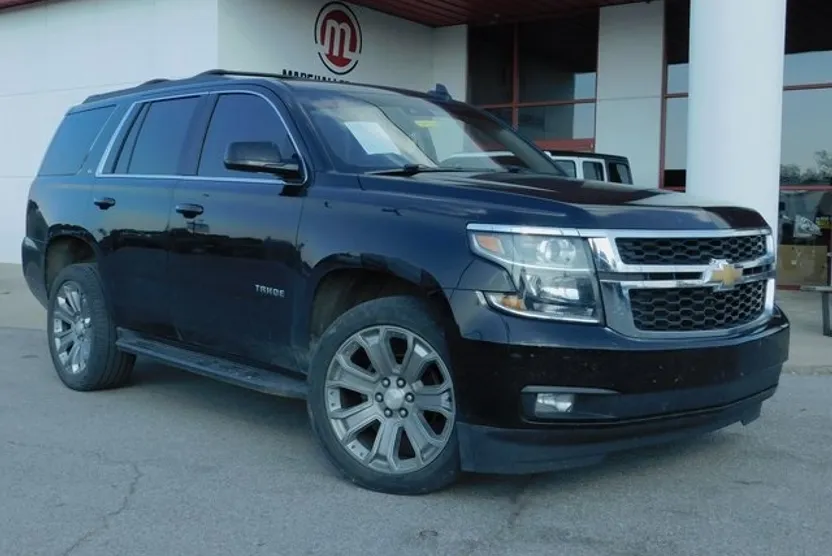 2019 Chevrolet Tahoe LT photo 1