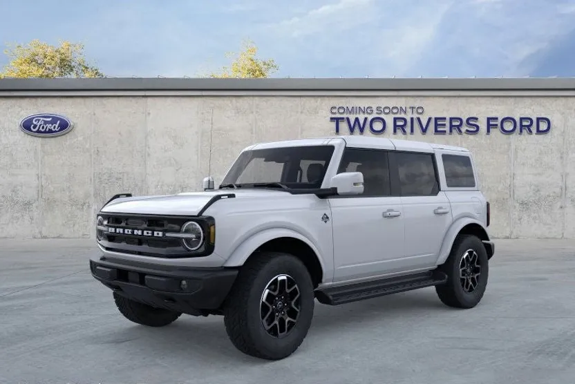 2025 Ford Bronco Outer Banks photo 1
