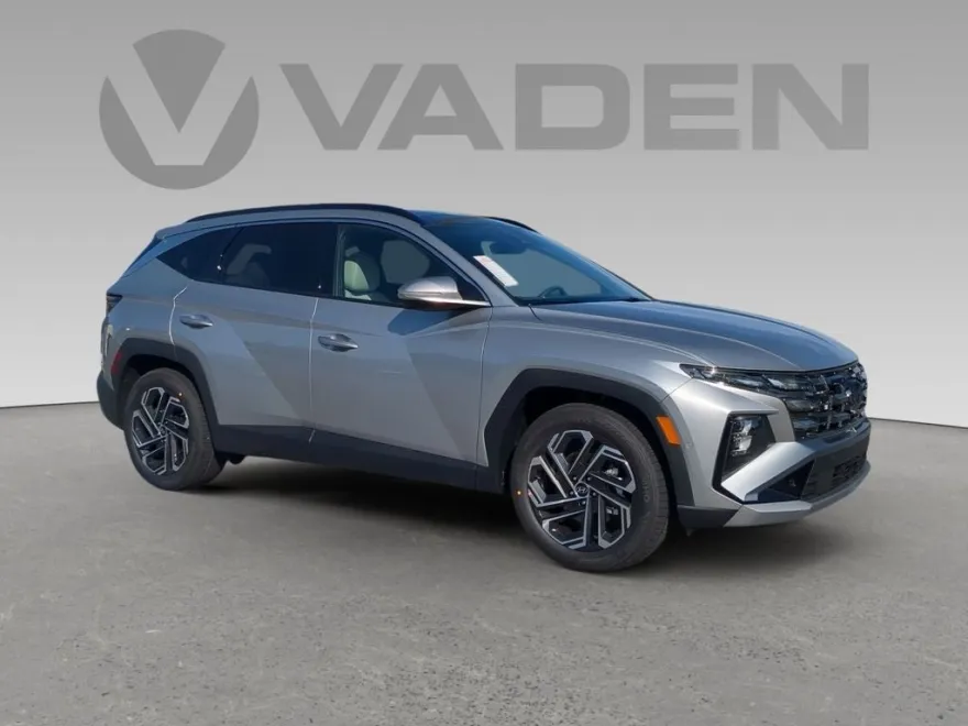 2025 Hyundai Tucson Limited photo 1