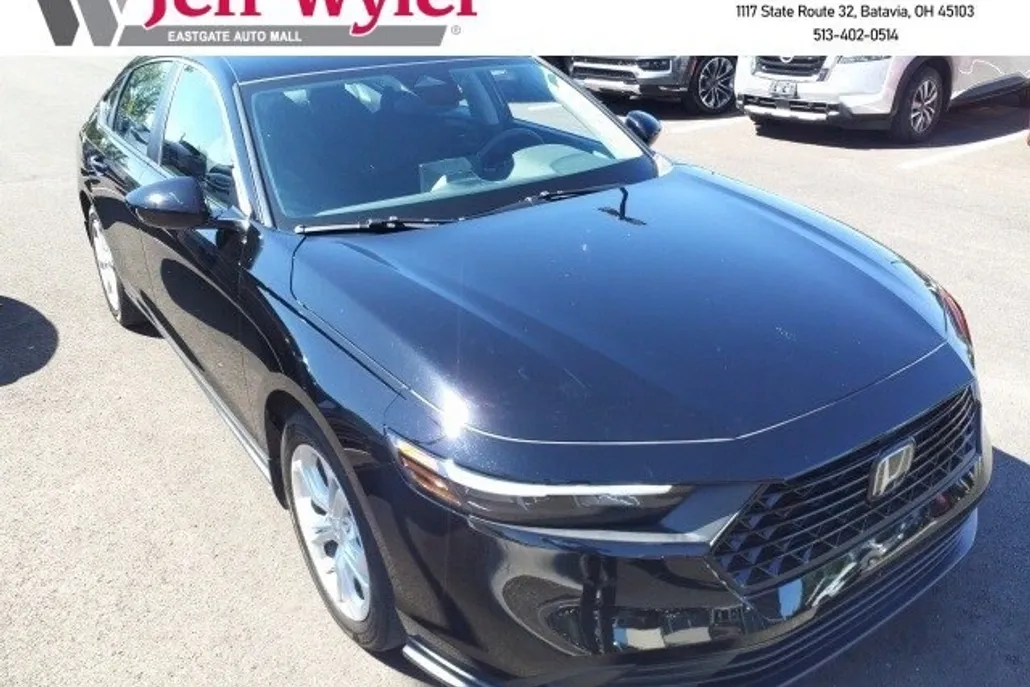 2024 Honda Accord LX photo 1