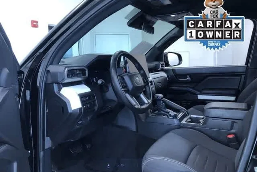2024 Toyota Tacoma TRD photo 1