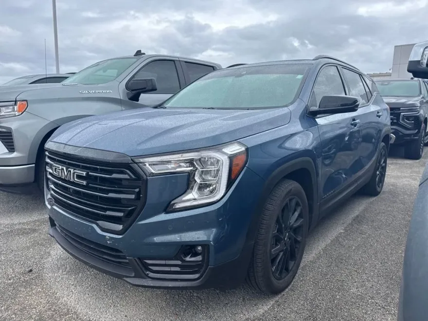 2024 Gmc Terrain SLT photo 1