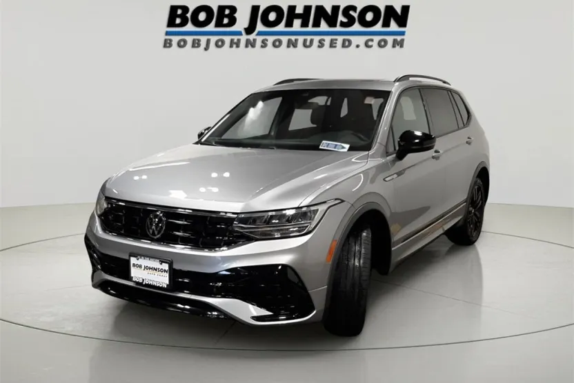 2022 Volkswagen Tiguan SE R-Line Black photo 1