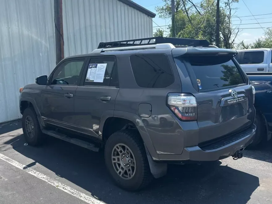 2015 Toyota 4Runner SR5 Premium photo 1