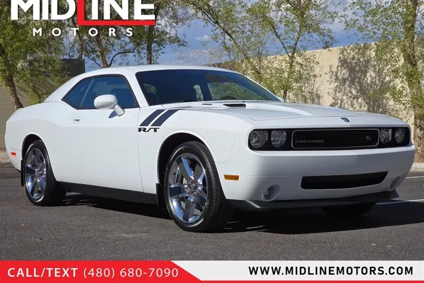 2010 Dodge Challenger R/T photo 1