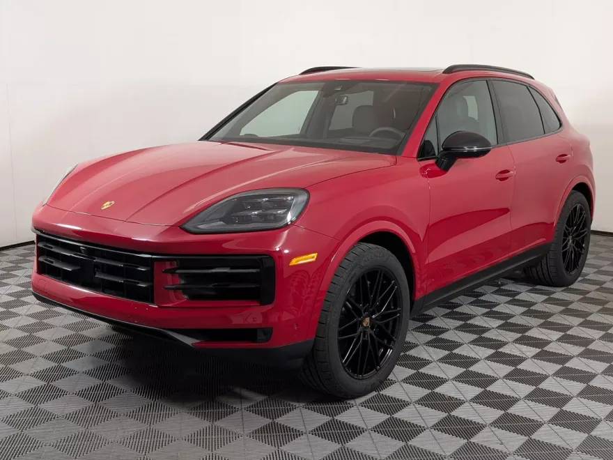 2025 Porsche Cayenne photo 1