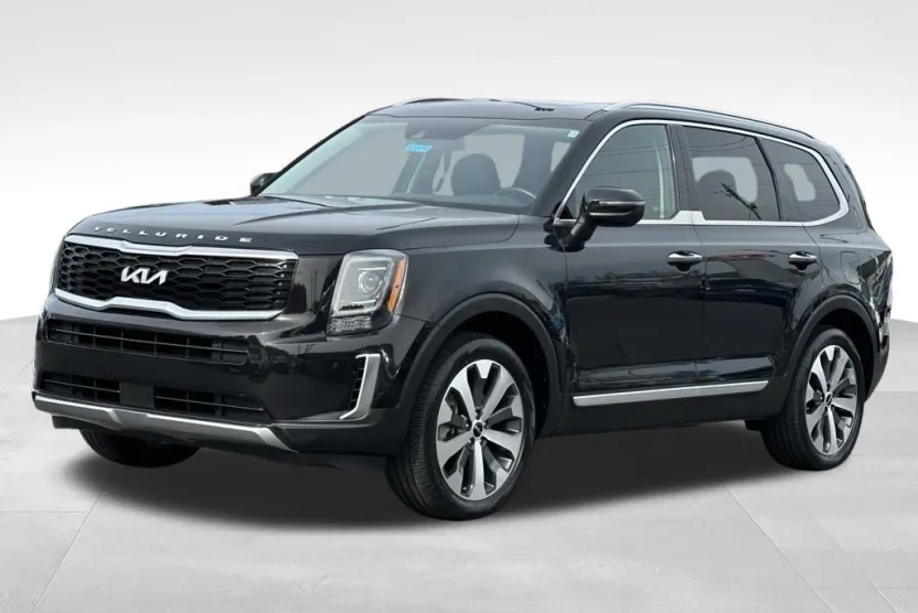 2022 Kia Telluride S photo 1