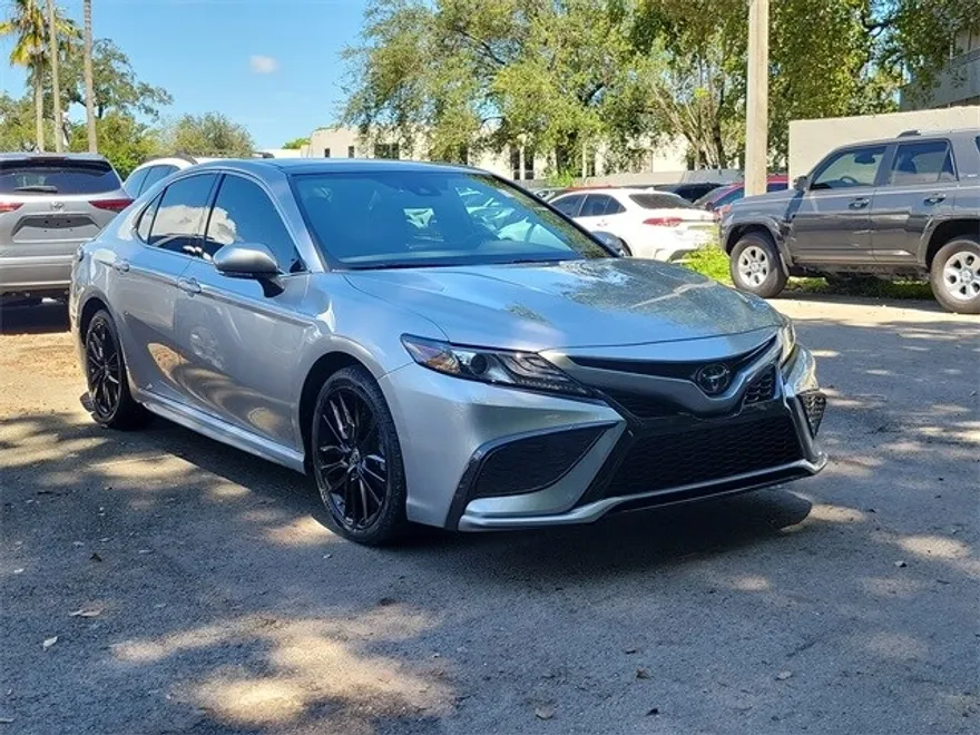 2022 Toyota Camry XSE photo 1