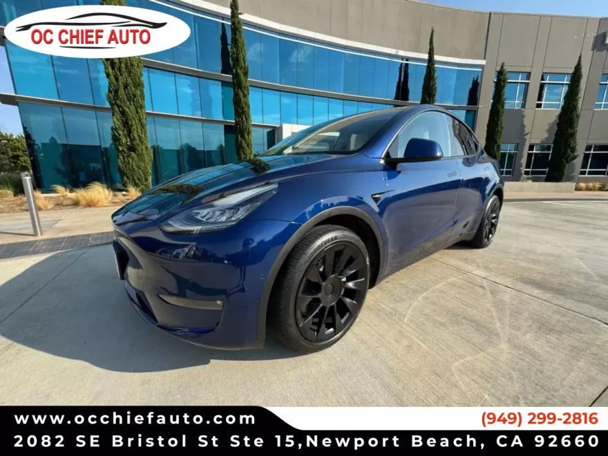 2022 Tesla Model Y Long Range photo 1