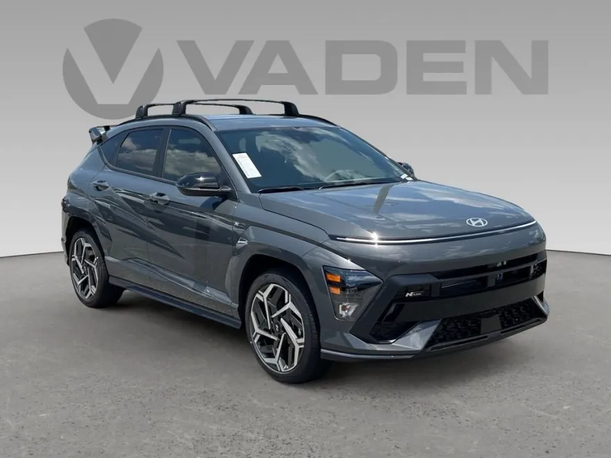 2025 Hyundai Kona SEL photo 1