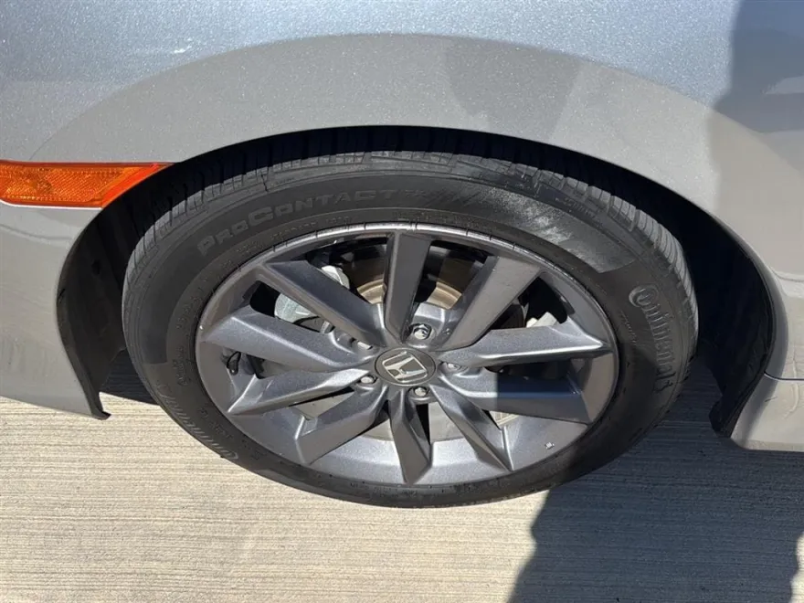 2019 Honda Civic EX photo 1