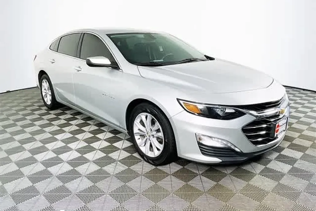 2022 Chevrolet Malibu 1LT photo 1