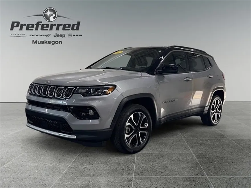 2023 Jeep Compass Limited photo 1
