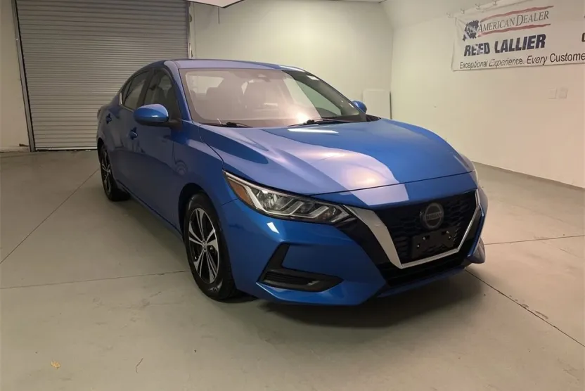2023 Nissan Sentra SV photo 1