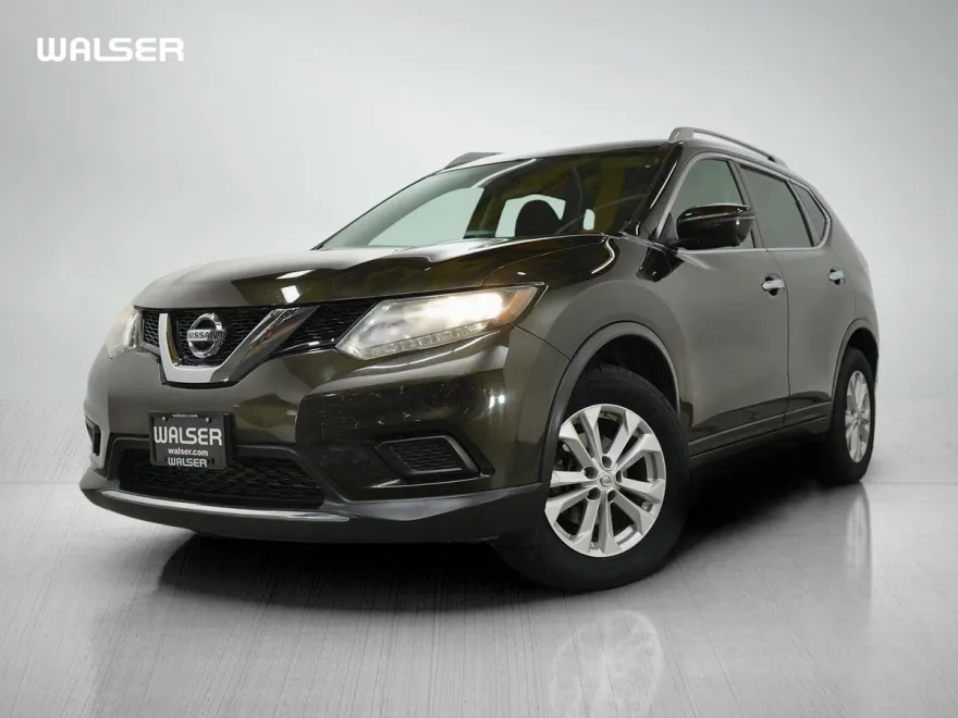 2016 Nissan Rogue SV photo 1