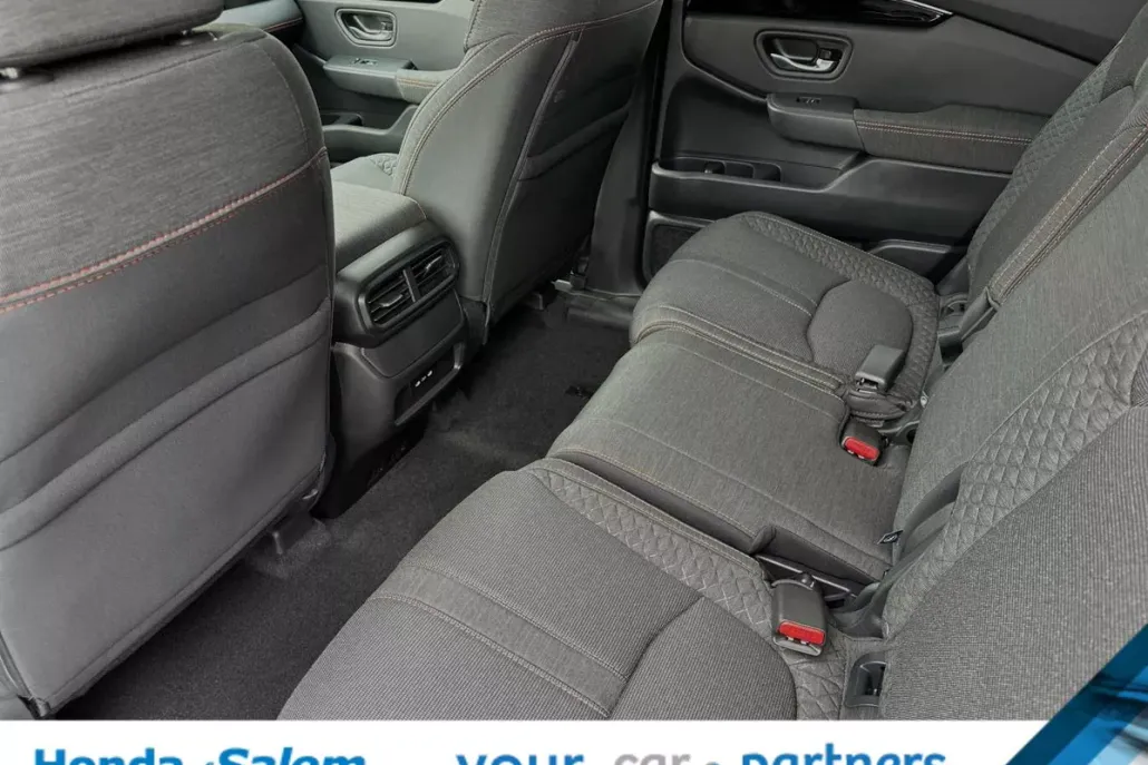 2025 Honda Pilot Sport photo 1