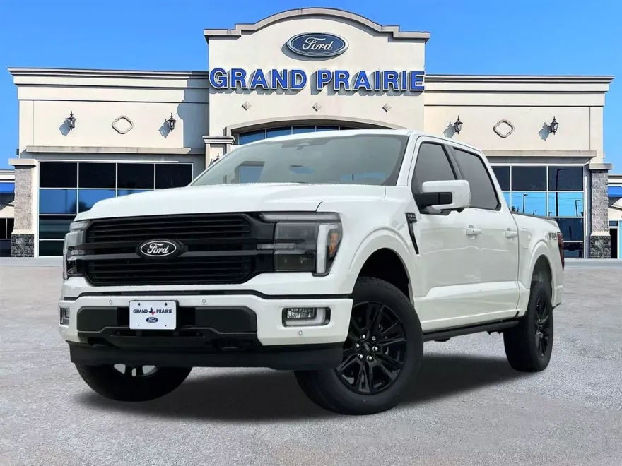 2025 Ford F-150 Platinum photo 1