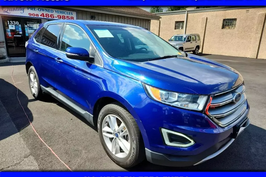 2015 Ford Edge SEL photo 1