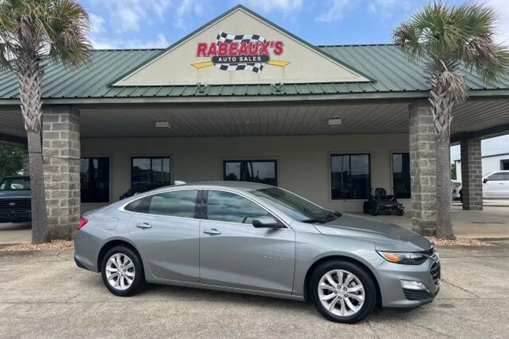 2024 Chevrolet Malibu 1LT photo 1