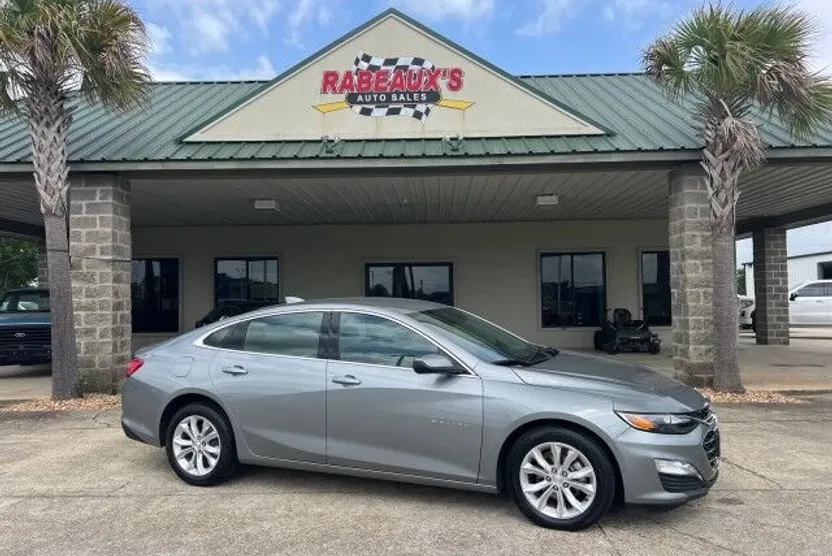 2024 Chevrolet Malibu 1LT photo 1