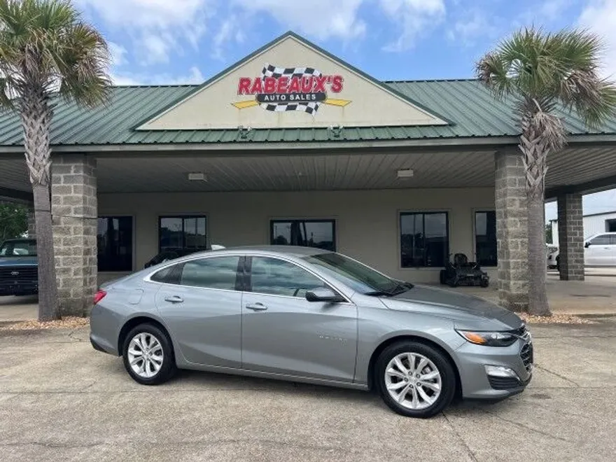 2024 Chevrolet Malibu 1LT photo 1