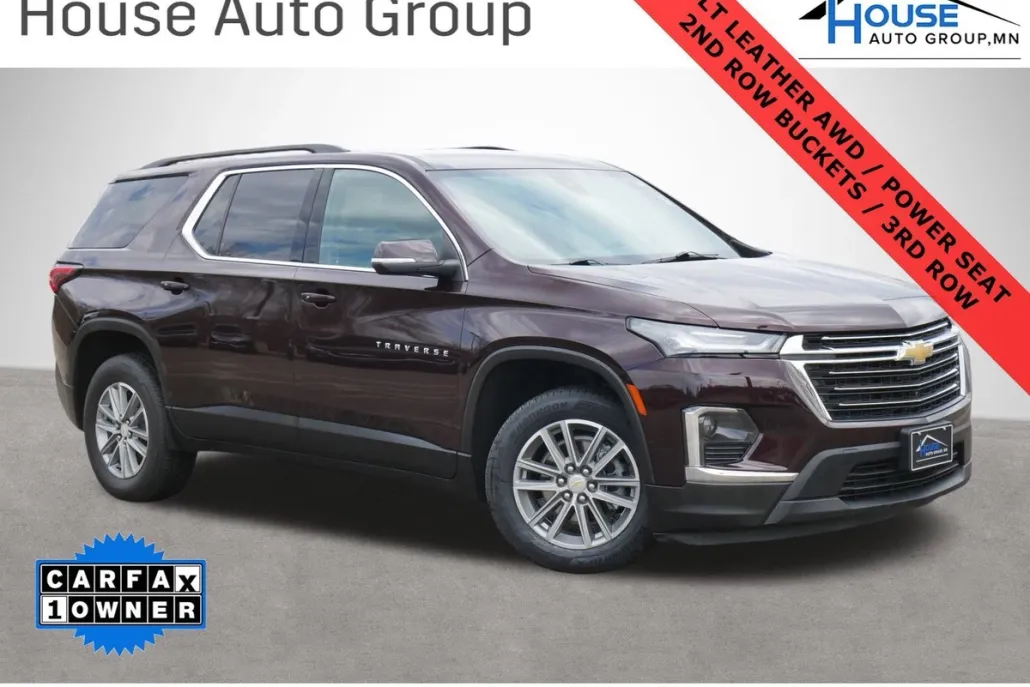 2022 Chevrolet Traverse Leather photo 1
