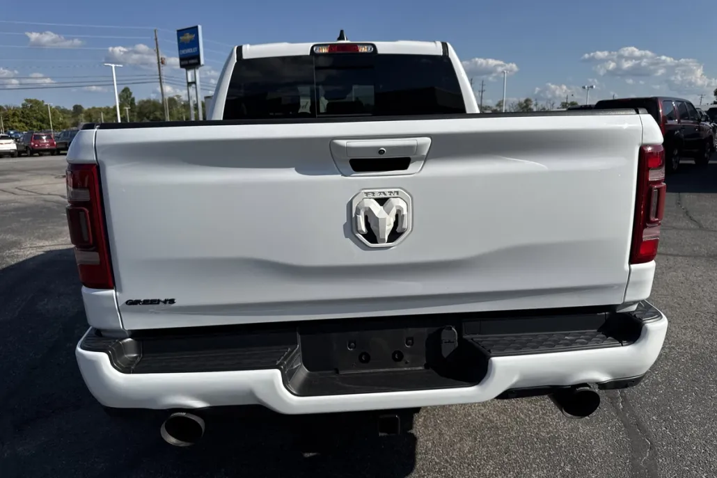 2022 Ram 1500 Laramie photo 1