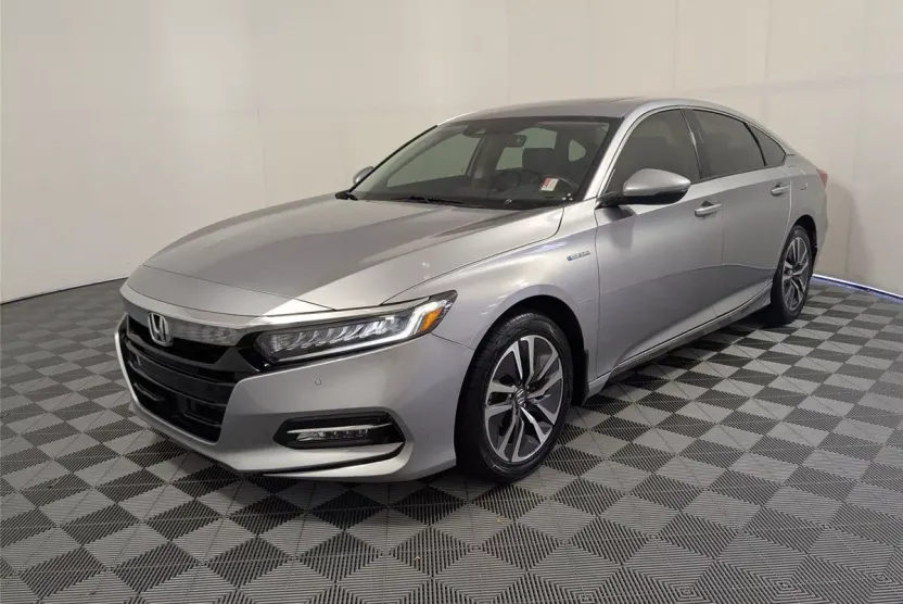 2020 Honda Accord Hybrid Touring photo 1