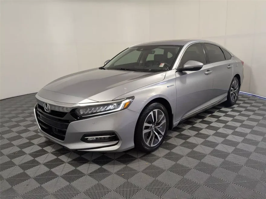 2020 Honda Accord Hybrid Touring photo 1