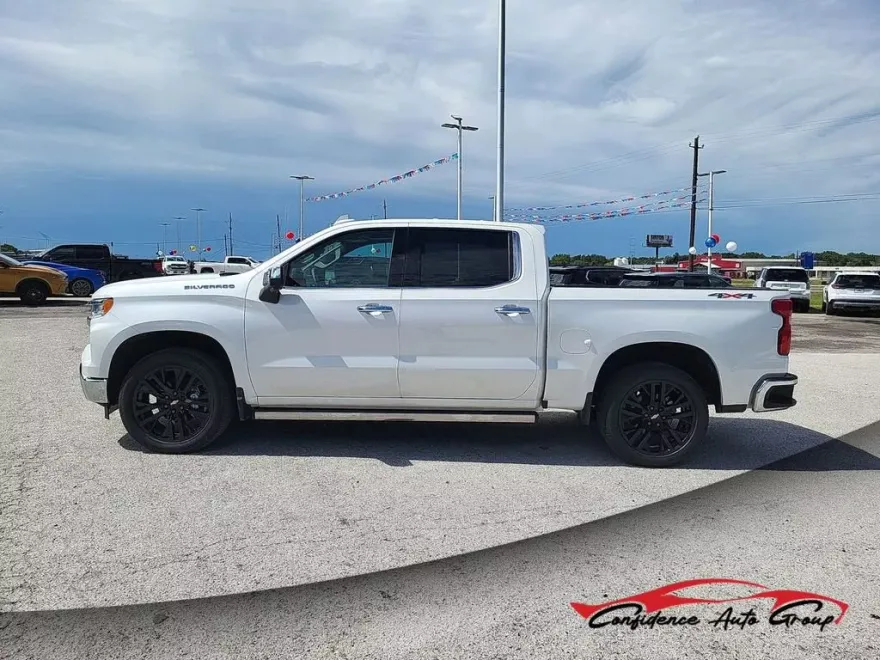 2025 Chevrolet Silverado 1500 LTZ photo 1